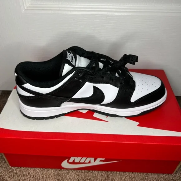 Nike Women's dunk low black and white “panda” - Picture 2 of 4